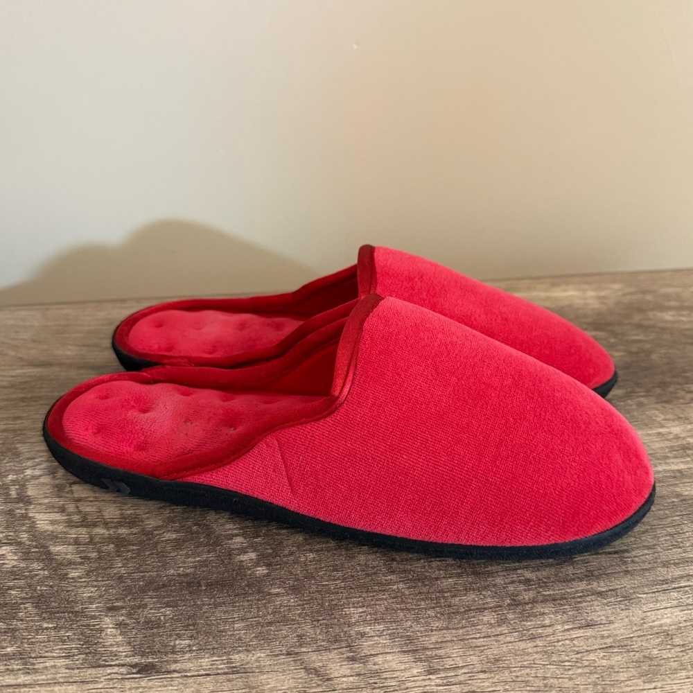 Totes Isotoner Secret Sole Red Slippers Mules Women’s Size 7.5-8 Arch Contour